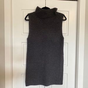 Wilfred Grey Sweater